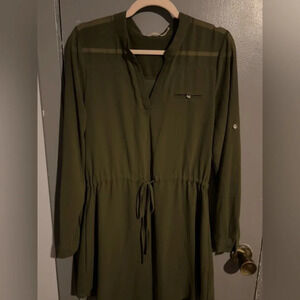 LIBERTY Love olive green dress size medium. Tied waist with gold button accents.